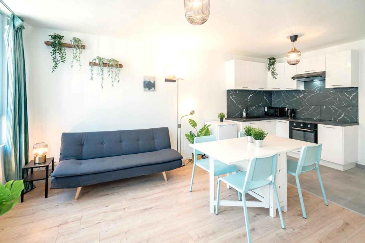 Charming Central Cityflats แอนต์เวิร์ป ภายนอก รูปภาพ