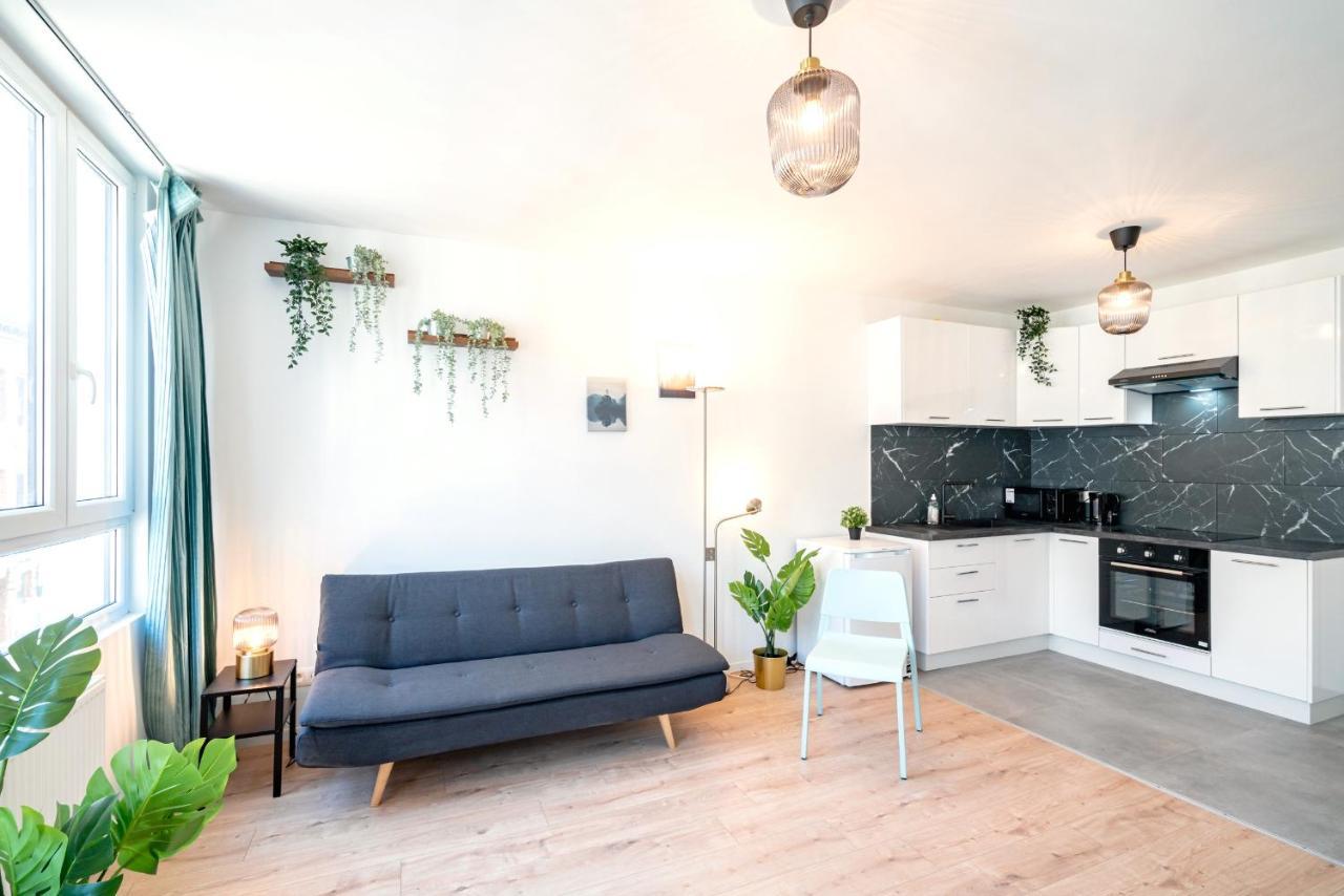 Charming Central Cityflats แอนต์เวิร์ป ภายนอก รูปภาพ